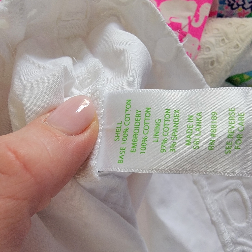 NWT Lilly Pulitzer Faye Skort Resort White Large Petal Eyelet Size 8 - Picture 7 of 7